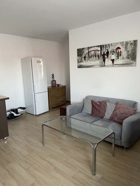 Aparatorii Patriei sector 4, metrou 3 minute